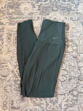Nike Forest Green Ribbed High-Waist Leggings